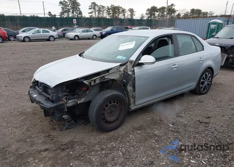 2009 Volkswagen Jetta S from USA, damaged, VIN 3VWJZ71K69M172592
